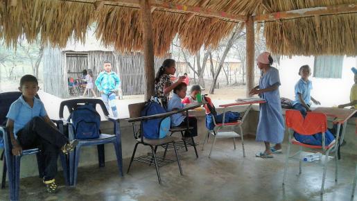 Todos los niños venezolanos  que se encuentren en Colombia de forma regular o irregular tienen derecho a estudiar. 